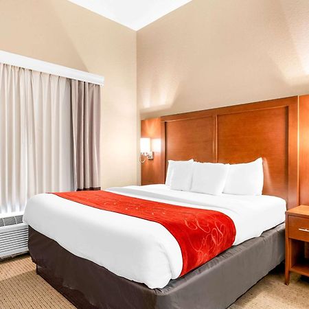Comfort Suites Orlando Airport Bagian luar foto