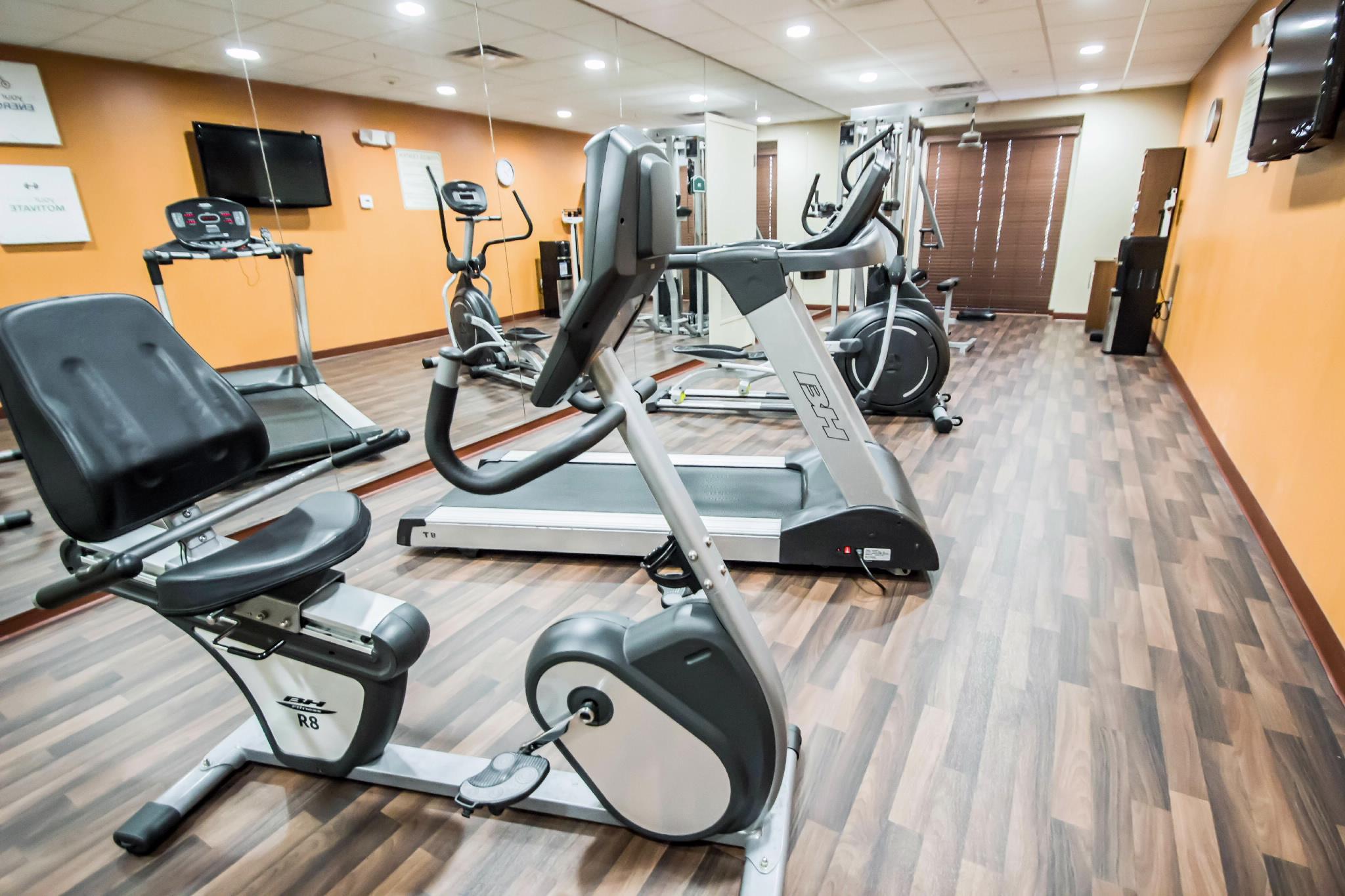 Comfort Suites Orlando Airport Bagian luar foto